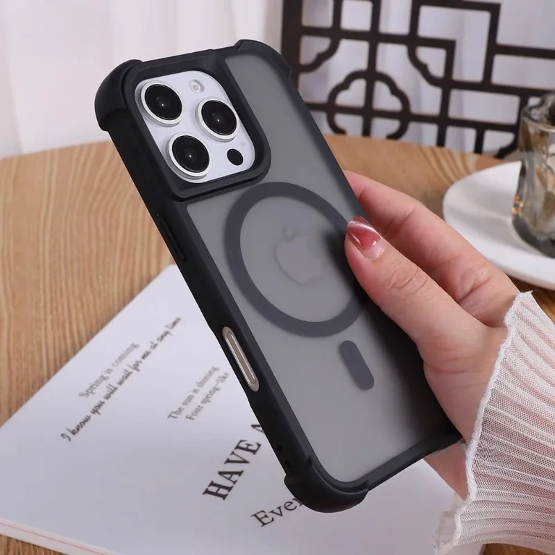 マグネット式高級マット落下防止アーマー耐衝撃ケース iPho - Phone Cases Louis Vuitton のレビューと価格