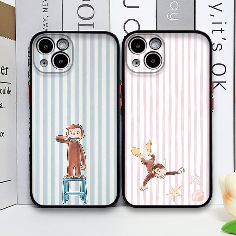 漫画風ストライプ柄の猿が猫を抱くiPhoneケース iPho - Phone Cases Iphone 17 Pro のレビューと価格